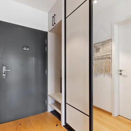 Lam Contemporary Free Parking Appartement *